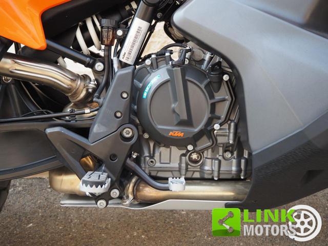 KTM 890 Adventure *? 129,00 al mese*