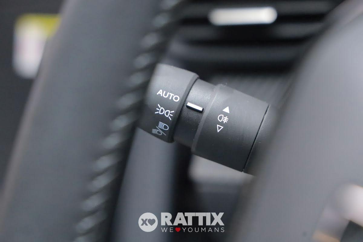 Peugeot 208 1.2 puretech 100CV Allure