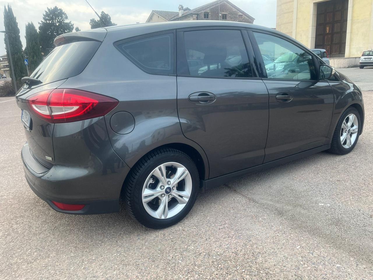 Ford C-Max 1.0 benzina neopatentati 2016 garanzia