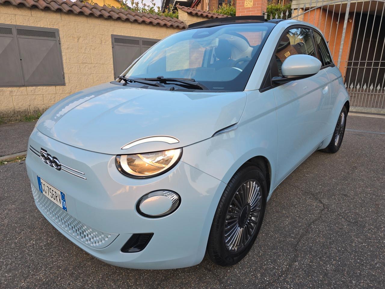 FIAT 500e Cabrio Passion 42 kWh