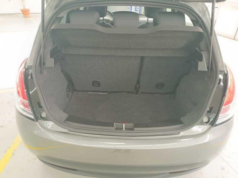 Lancia Ypsilon New 5 porte My24 1.0 Firefly 70 CvStart&Stop Hybrid Oro