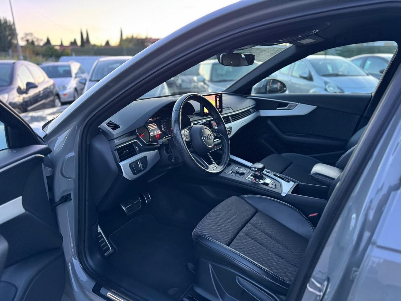 Audi A4 Avant 40 TDI quattro S tronic Line edition