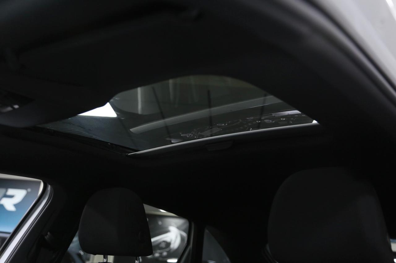 Volkswagen Taigo R-Line Plus 1.0 TSI 115 cv