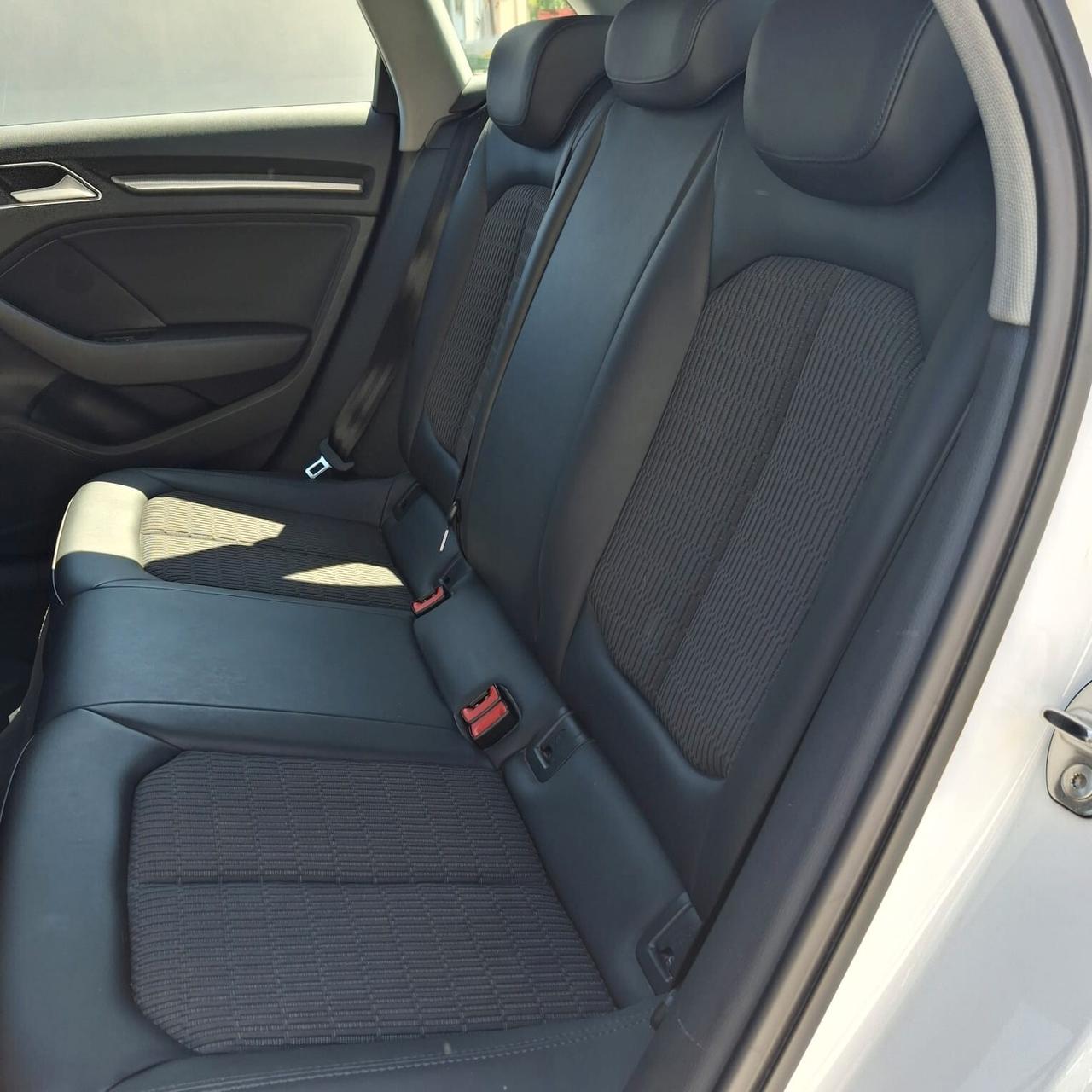 Audi A3 SPB 1.4 TFSI g-tron Business