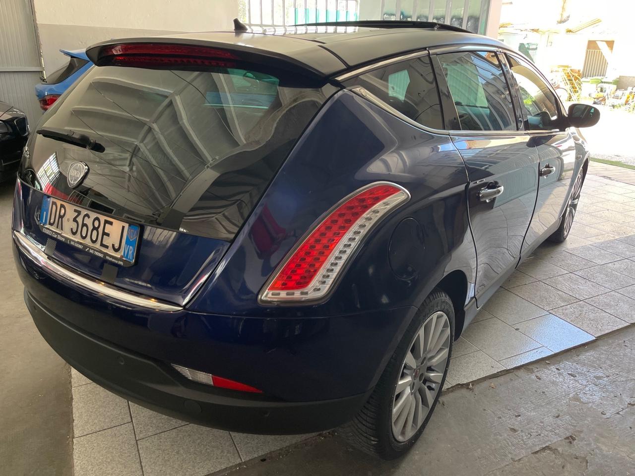 Lancia Delta 1.4 T-Jet 150 CV Platino GPL