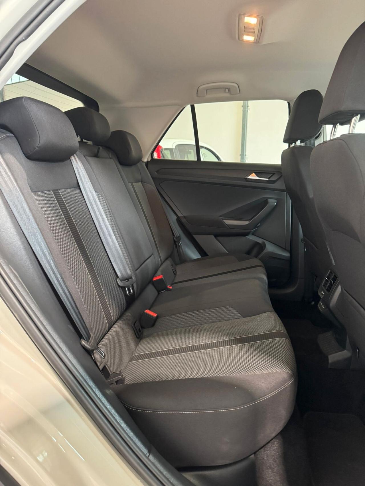 VOLKSWAGEN T-ROC 1.0TSI 115cv BENZINA