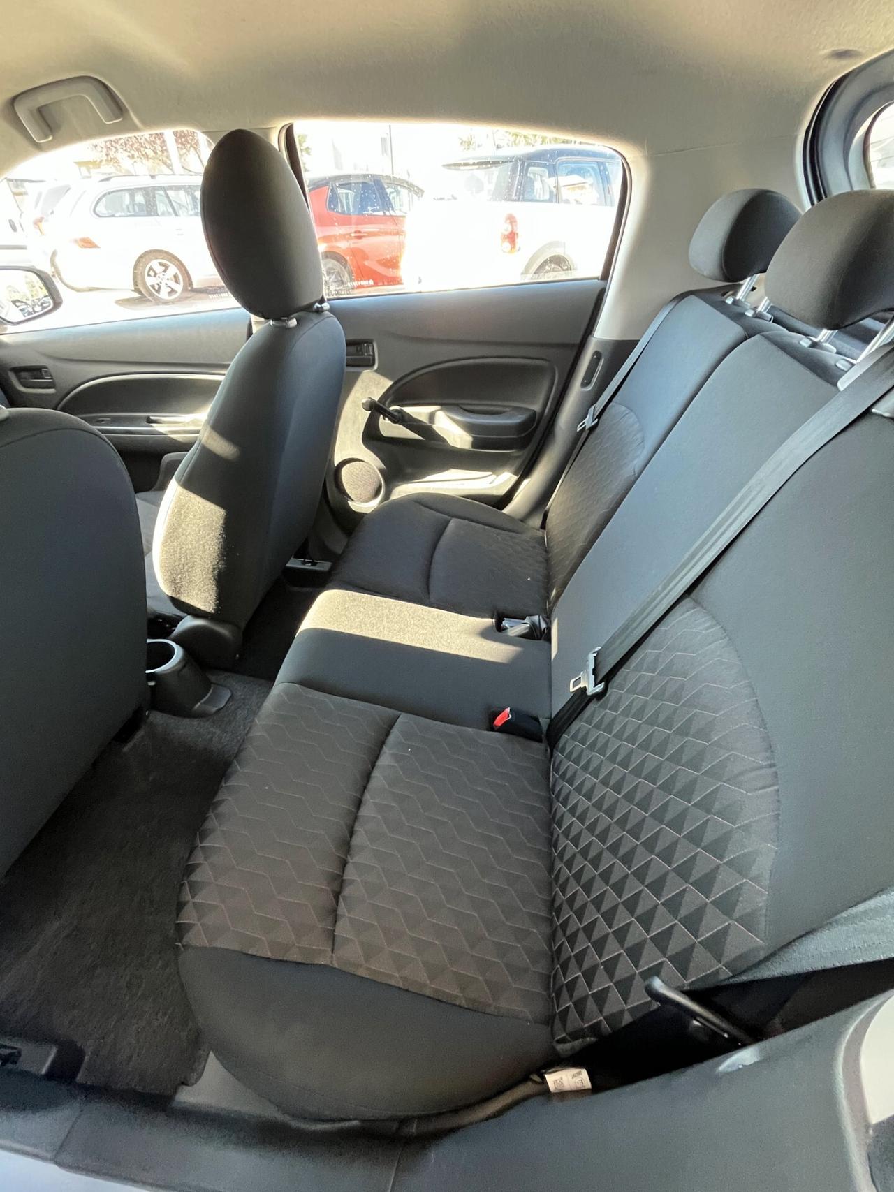 Mitsubishi Space Star 1.2 Invite Radio