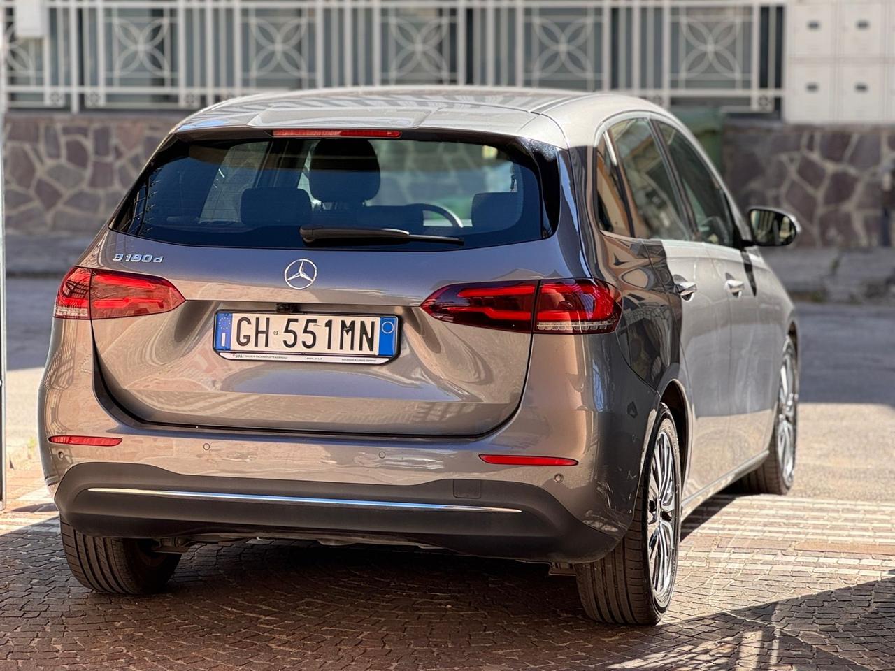 Mercedes-benz B 180 d Automatic Sport KIT AMBIENT