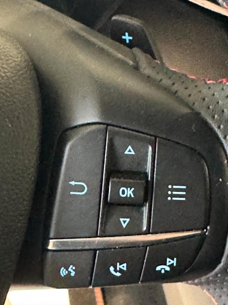 Ford Focus 1.0 ecoboost h ST-Line Design 125cv powershift Neo