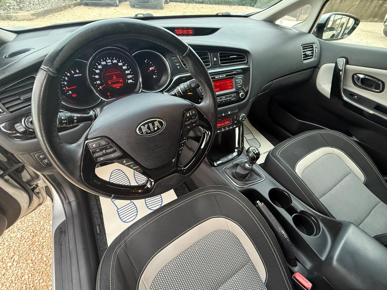 Kia Ceed cee'd 1.6 CRDi 110 CV 5 porte Cool