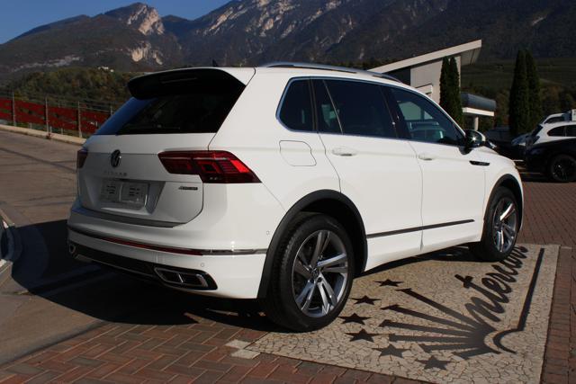 VOLKSWAGEN Tiguan 2.0TDI DSG 4MOTION R-Line IQLED-KAMERA