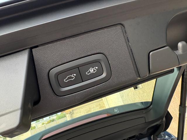 VOLVO XC60 B4 (d) automatico Plus Bright N1 (AUTOCARRO 5 P)
