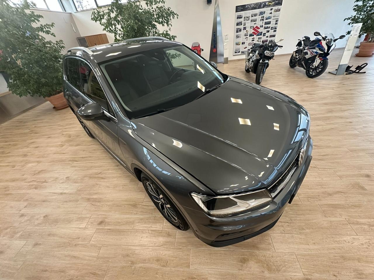 Volkswagen Tiguan 2.0 TDI SCR DSG Business BlueMotion Technology