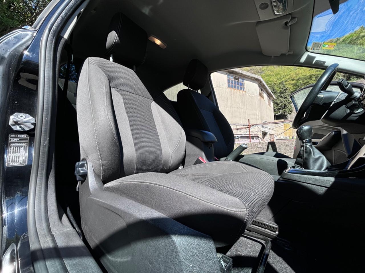 Ford Fiesta 1.0 EcoBoost 100CV 3 porte Black & White Edition