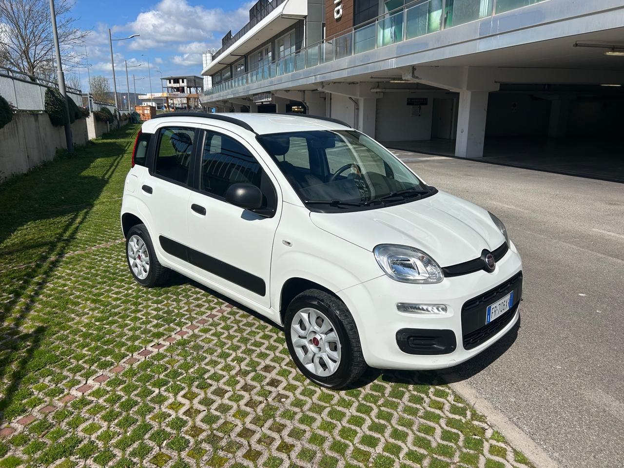 Fiat Panda 0.9 TwinAir Turbo Natural Power Lounge