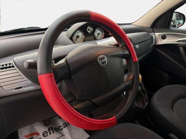 Lancia Ypsilon 1.2 69 CV Platino