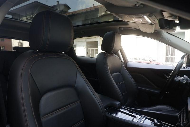 Jaguar F-Pace Jaguar F-Pace 2.0D i180cv PRESTIGE AWD AUTO PROMOZIONE Unicoproprietario
