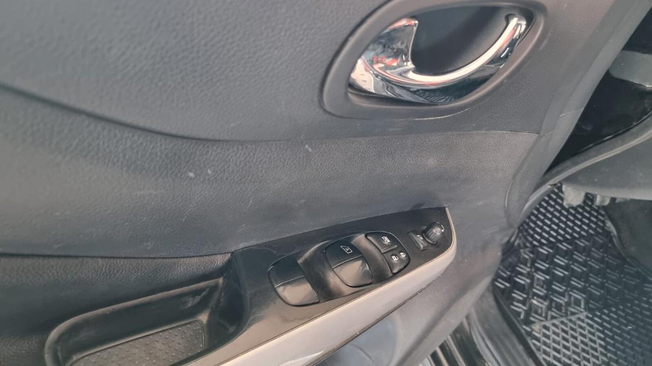 Nissan Navara 2.3 dCi 4WD Double Cab Visia