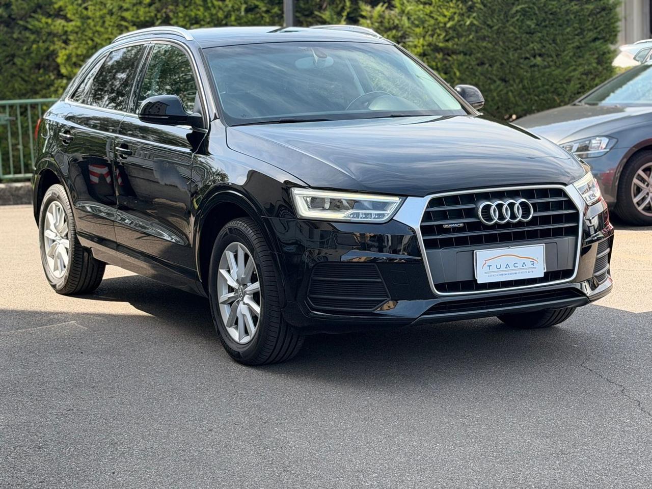 Audi Q3 Business 2.0 TDI #11238