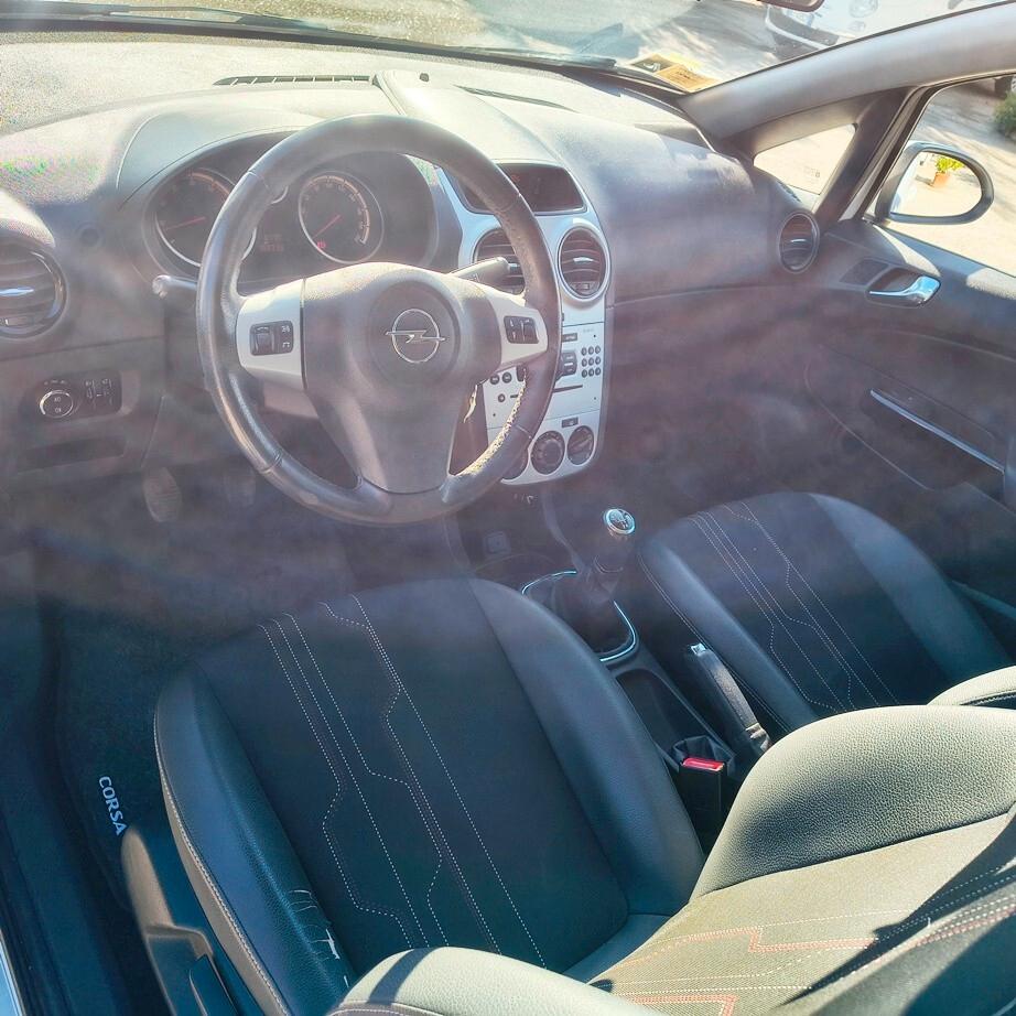 Opel Corsa 1.2 3 porte Elective