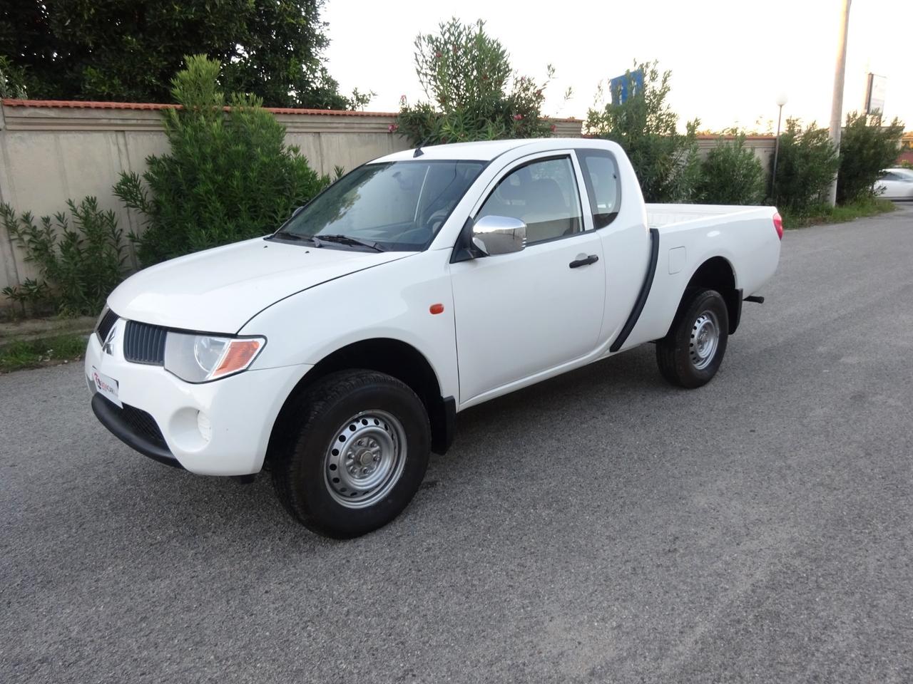 Mitsubishi L200 2.5 DI-D/136CV Club Cab Insport