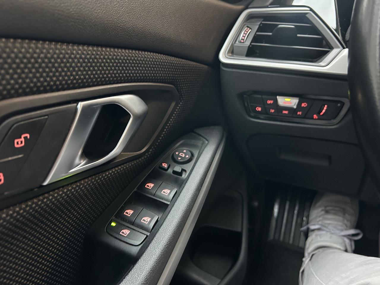 Bmw 316d MHEV 48V Advantage SERVICE | 99.000KM!!!