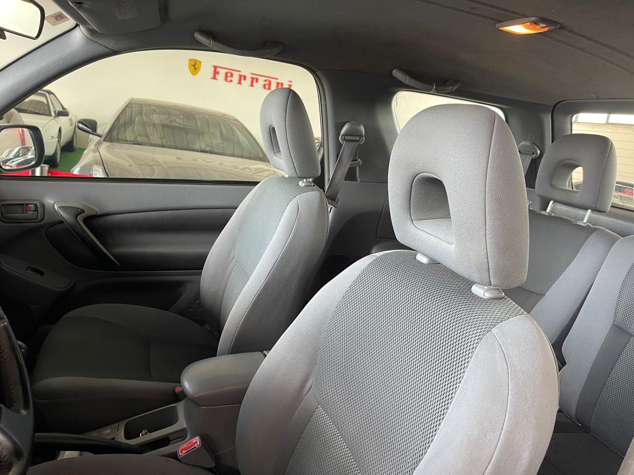 Toyota RAV4 2.0 Gpl 4x4 PERMUTE RATE