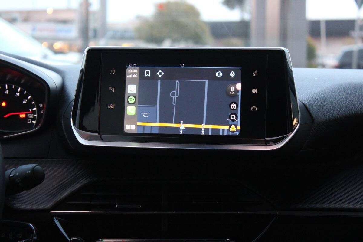 Peugeot 2008 1.2 puretech Active s&s 100cv con CarPlay