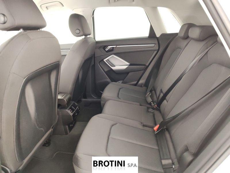 Audi Q3 2.0 35 TDI S Tronic Business Advanced