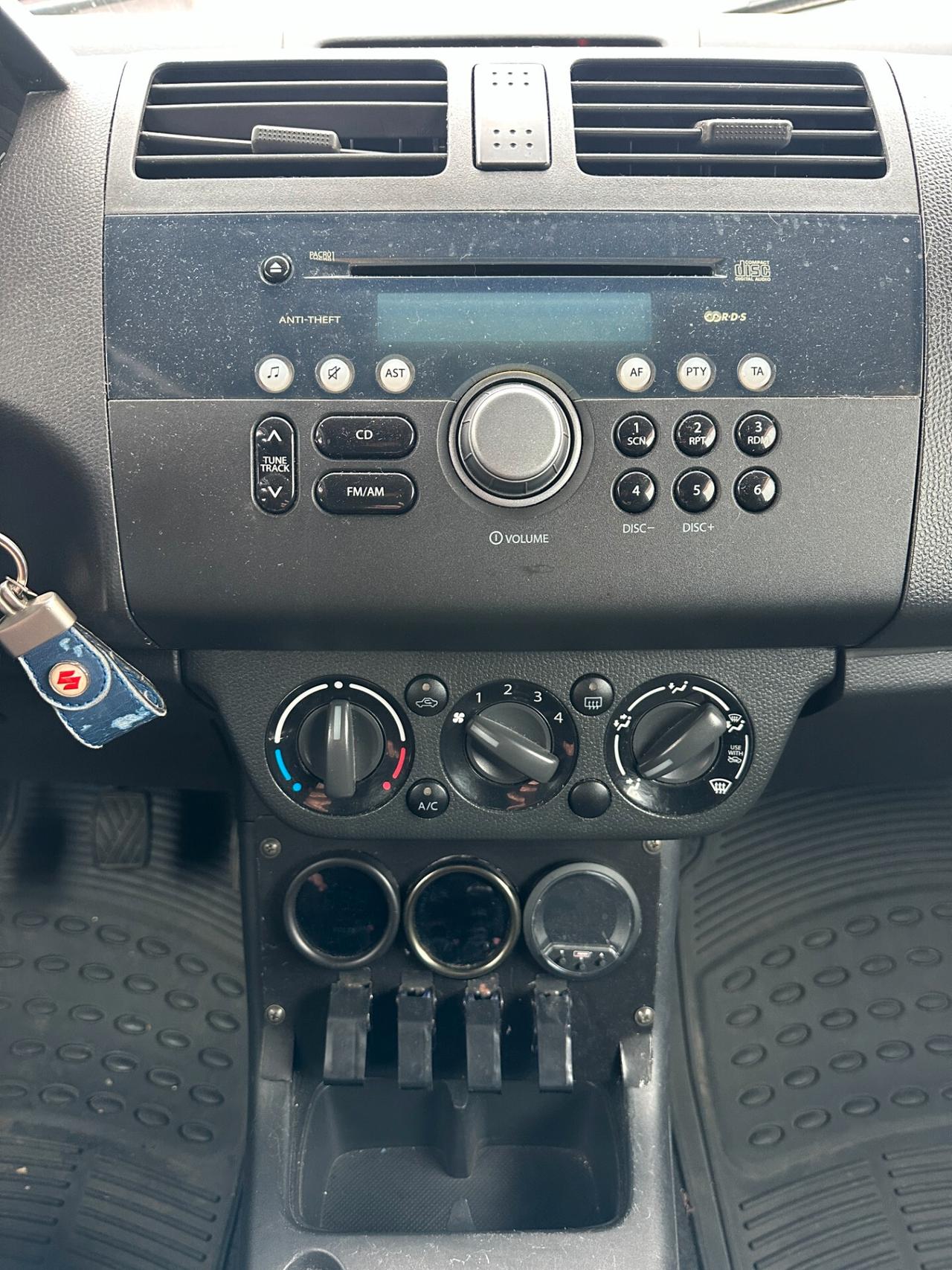 Suzuki Swift 1.3 DDiS 3p. GL