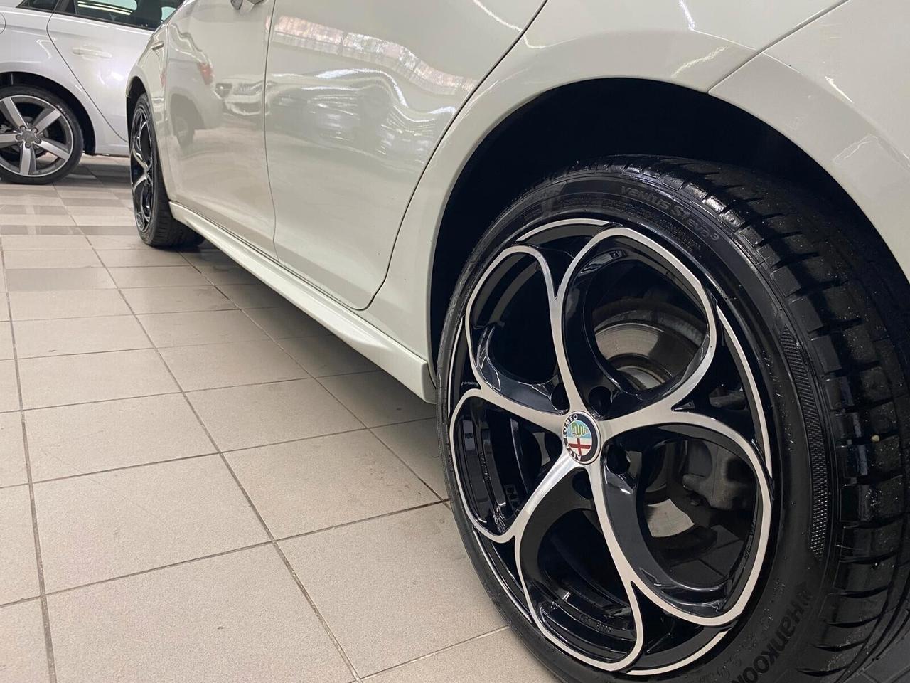 Alfa Romeo Giulietta 1.6 JTDm-2 105 CV Distinctive