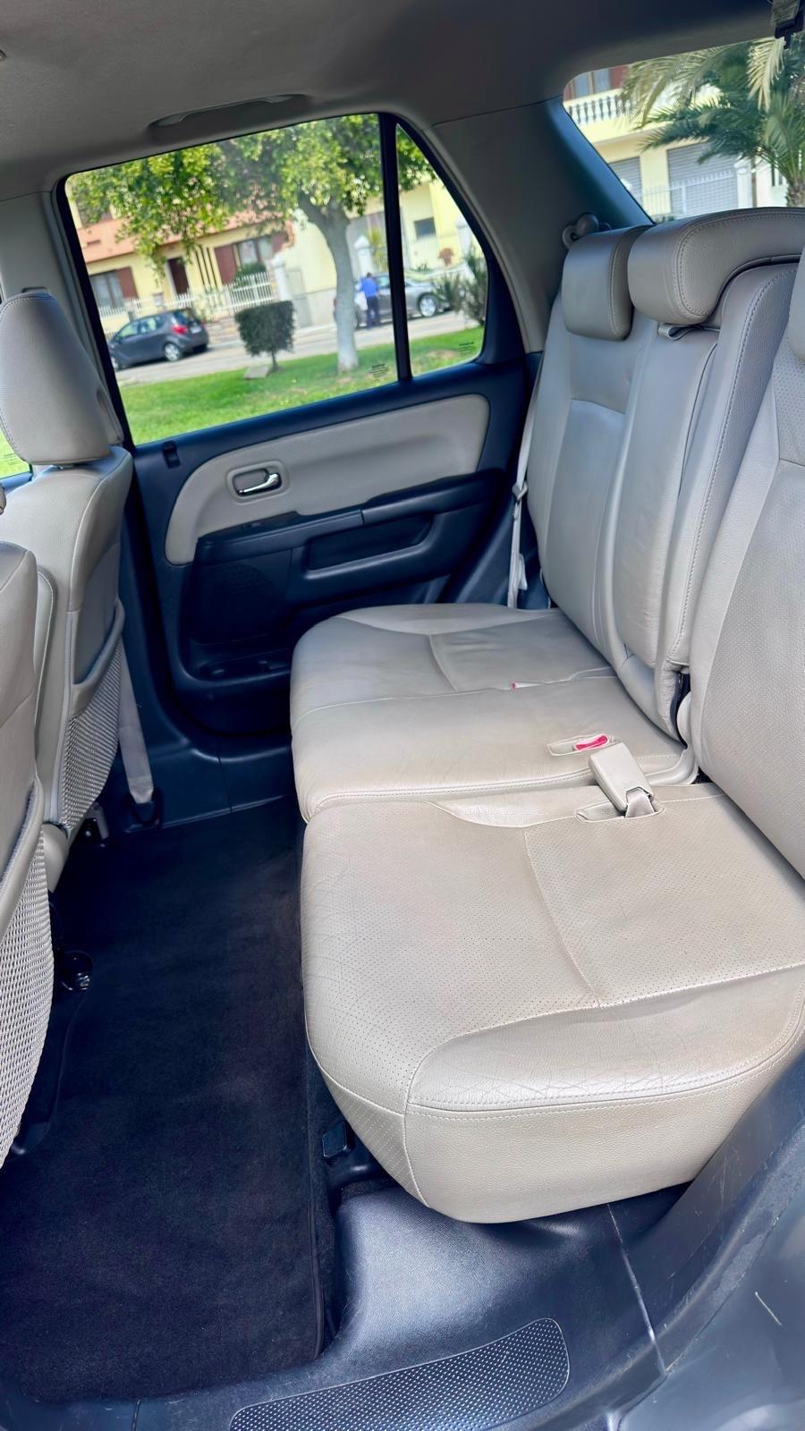 Honda CR-V 2.2 16V i-CTDi EX