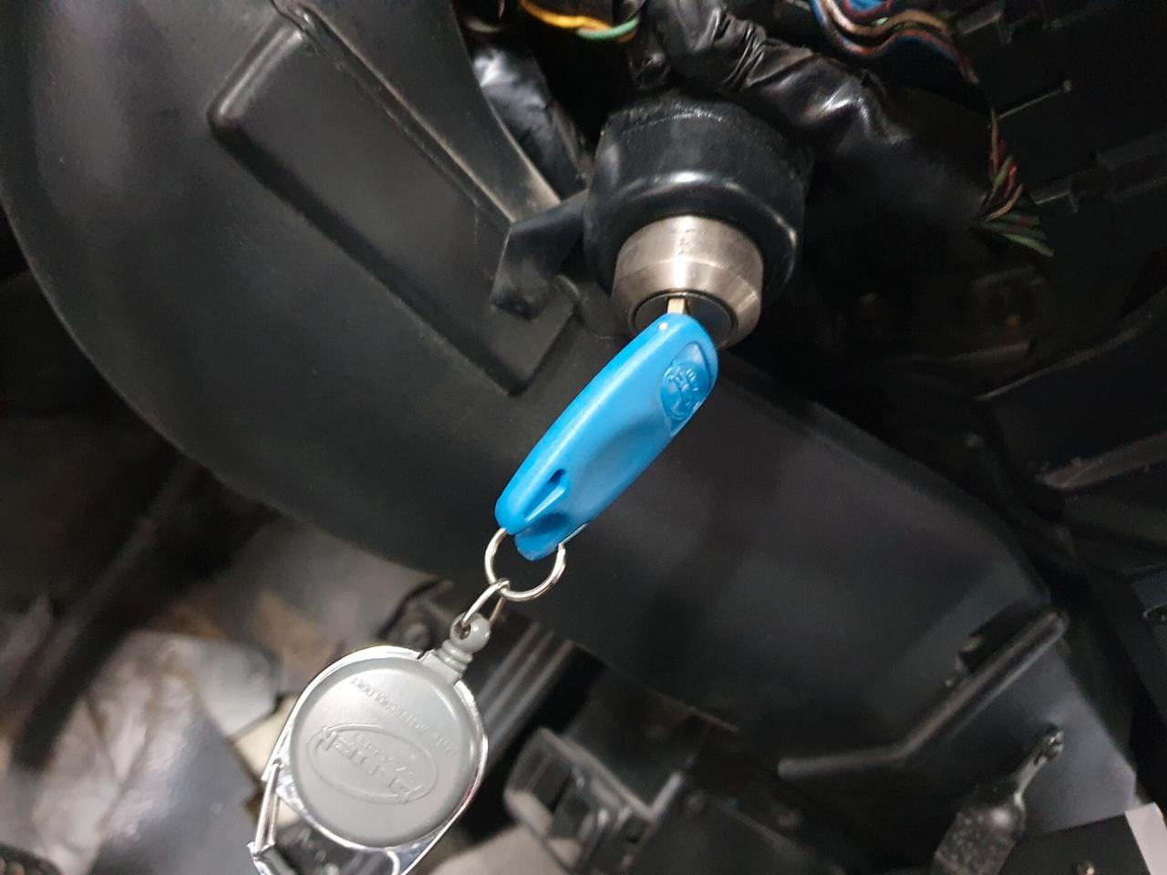 Toyota Land Cruiser II 2.4 turbodiesel SW LJ70 LX