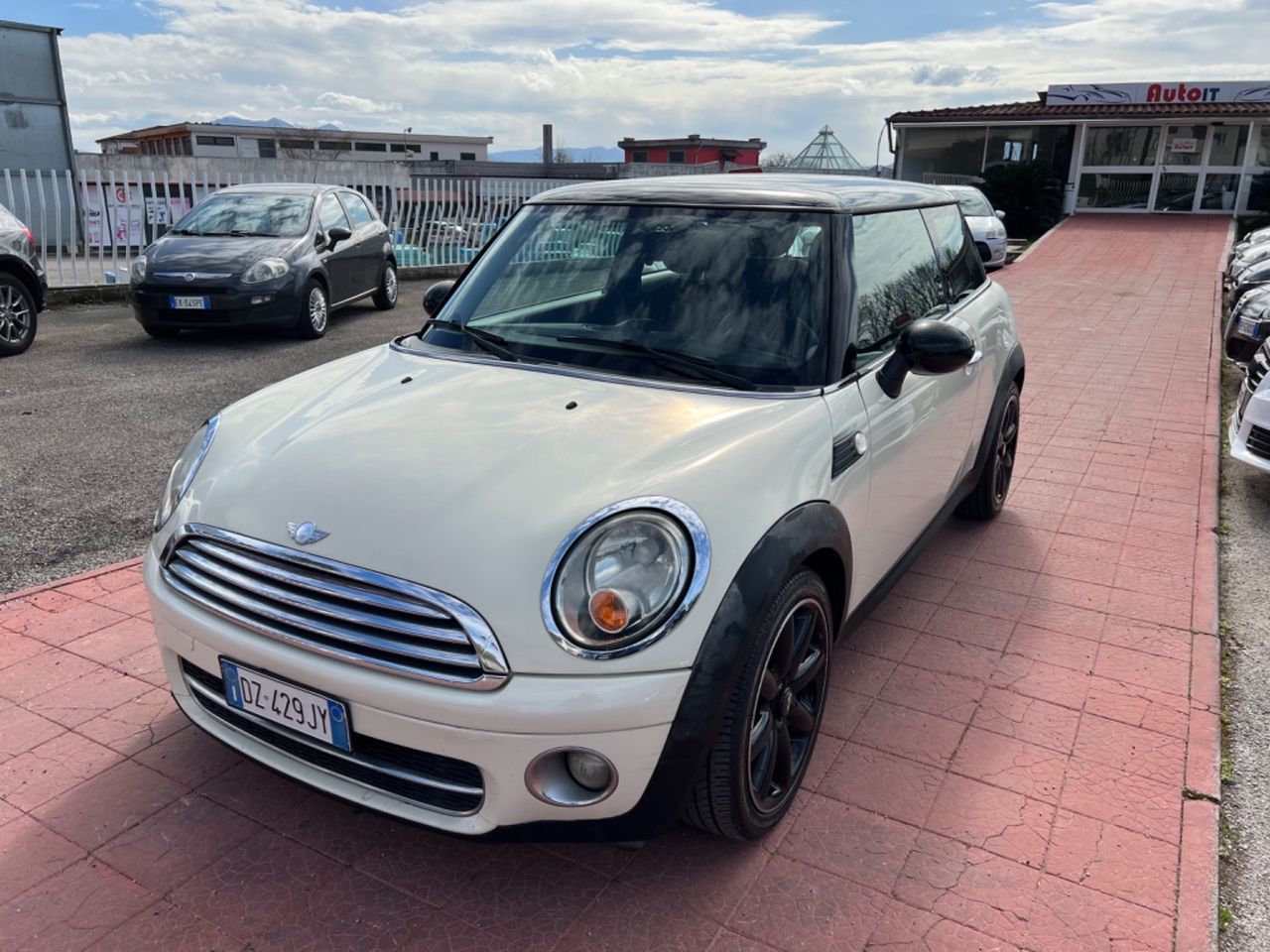 MINI COOPER D 1.6