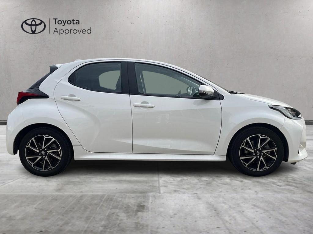 Toyota Yaris 1.5 hybrid Trend