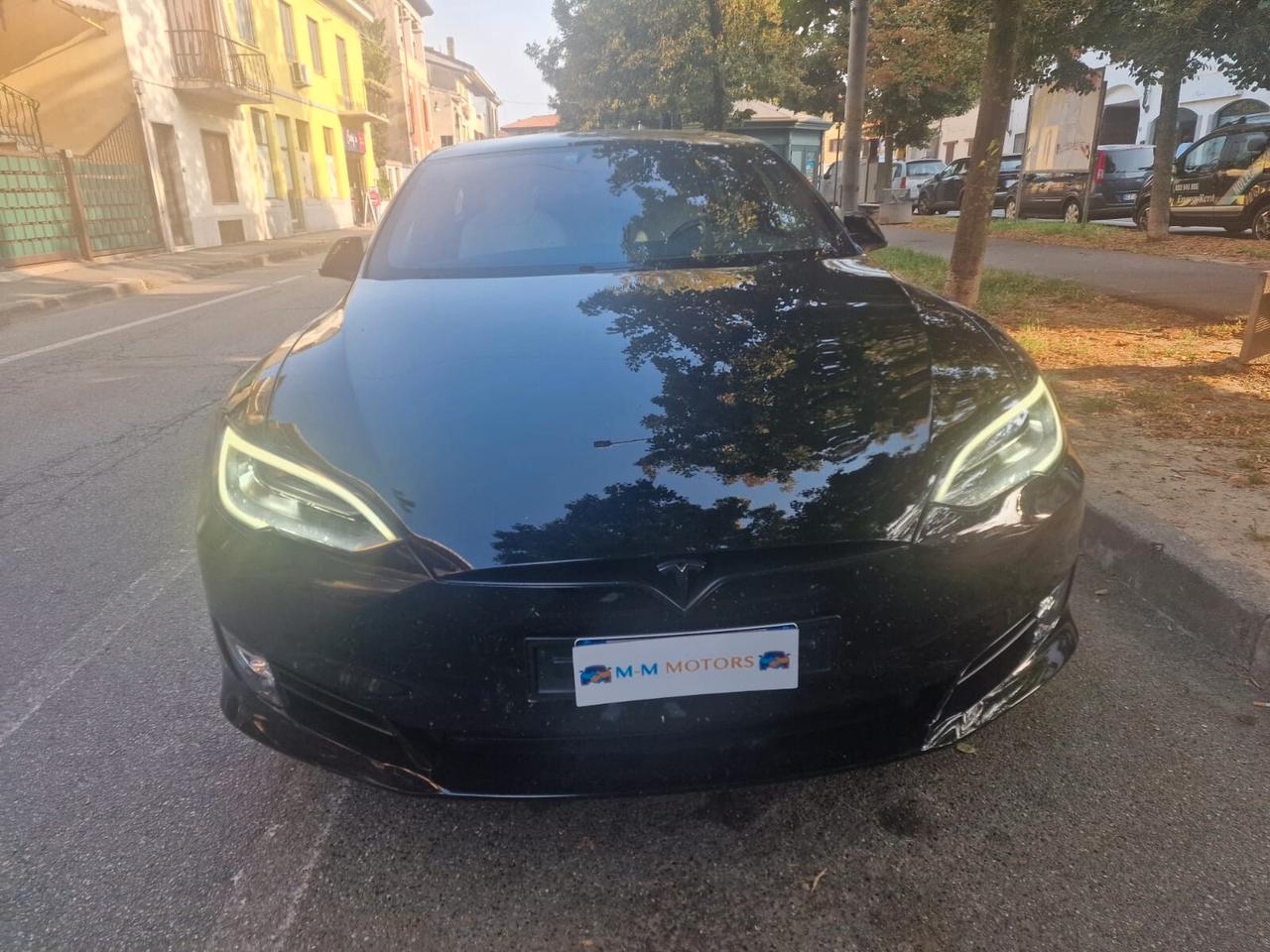 Tesla Model S Dual Motor PELLE TOTALE BIANCA