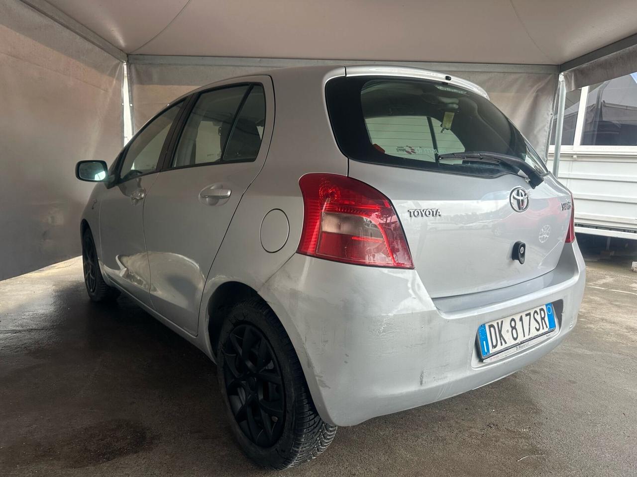 Toyota Yaris 1.3 5 porte Sol