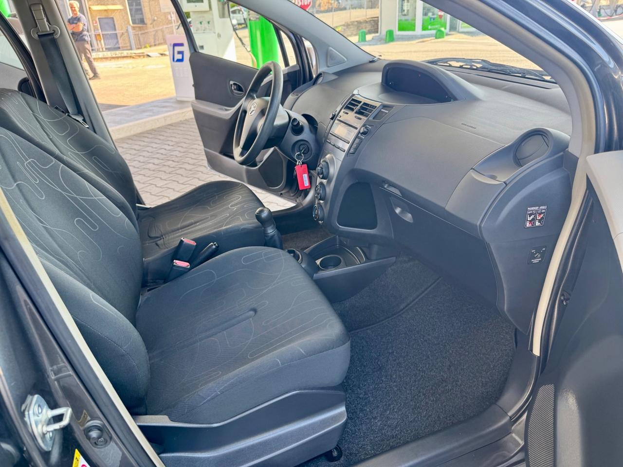 Toyota Yaris 1.0 5 porte Lounge