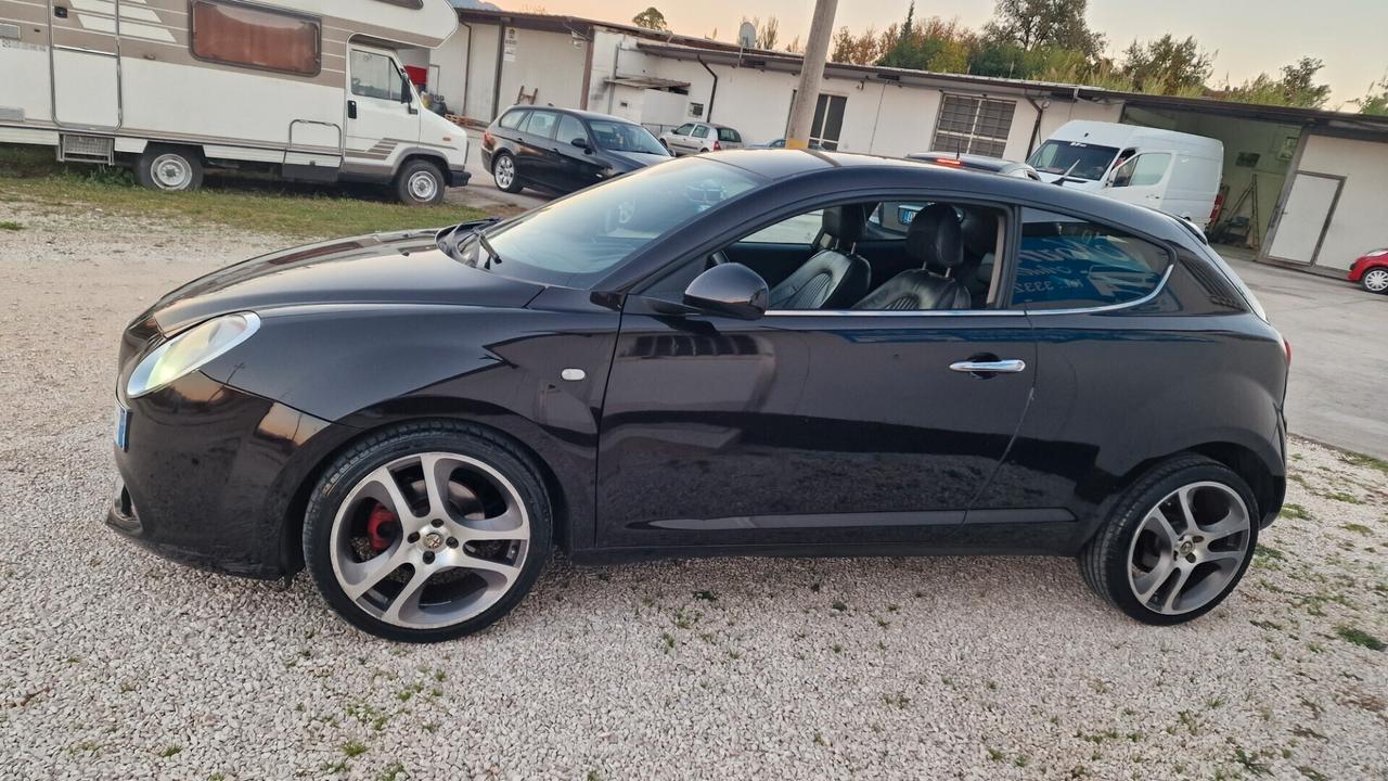 Alfa Romeo MiTo 1.6 JTDm S&S Distinctive Sport Pack