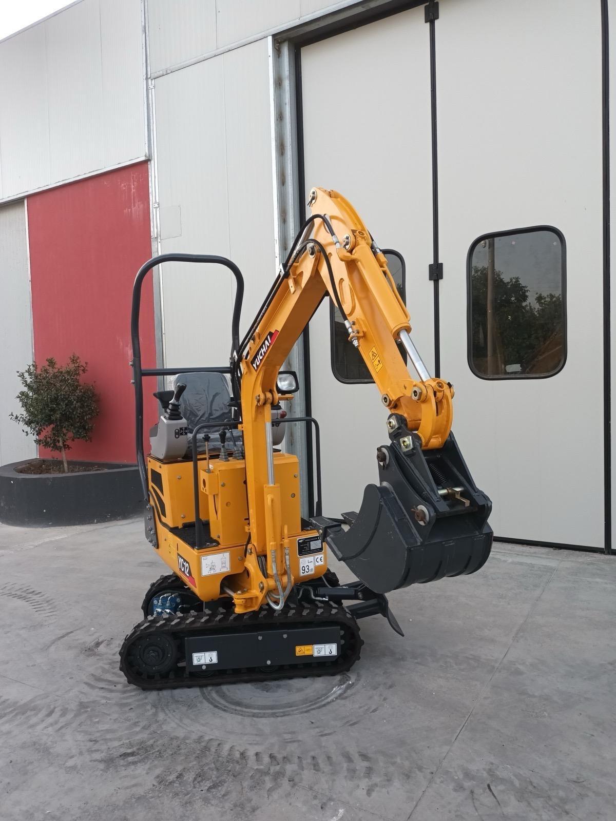 Miniescavatore Yuchai Yc 12 Nuovo