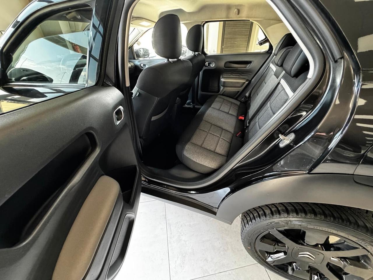 CITROEN C4 CACTUS MY2018 1.6 HDI 100CV SHINE