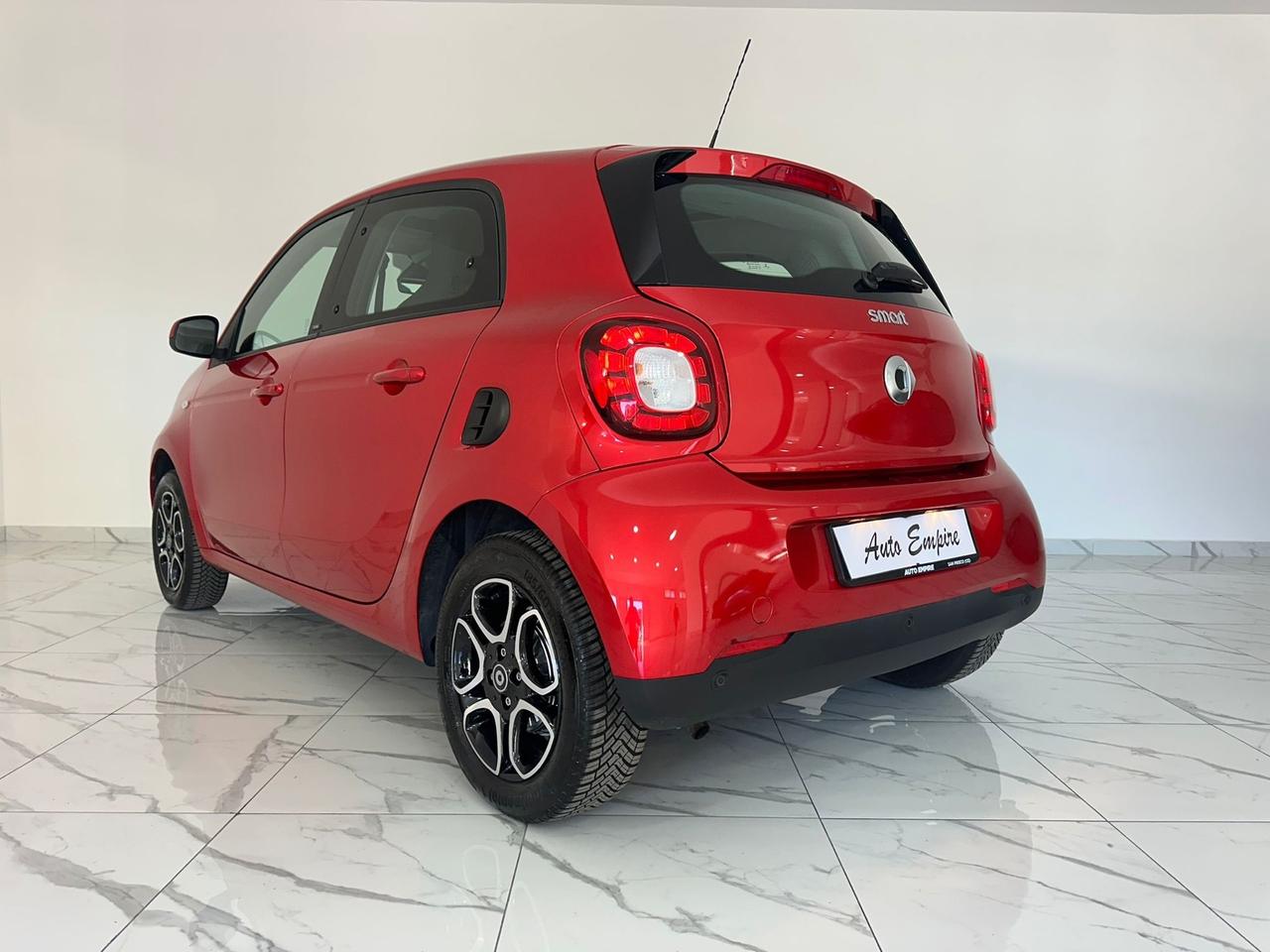 SMART FORFOUR PRIME AUTOMATICA 31.000 KM LED/PELLE/TETTO