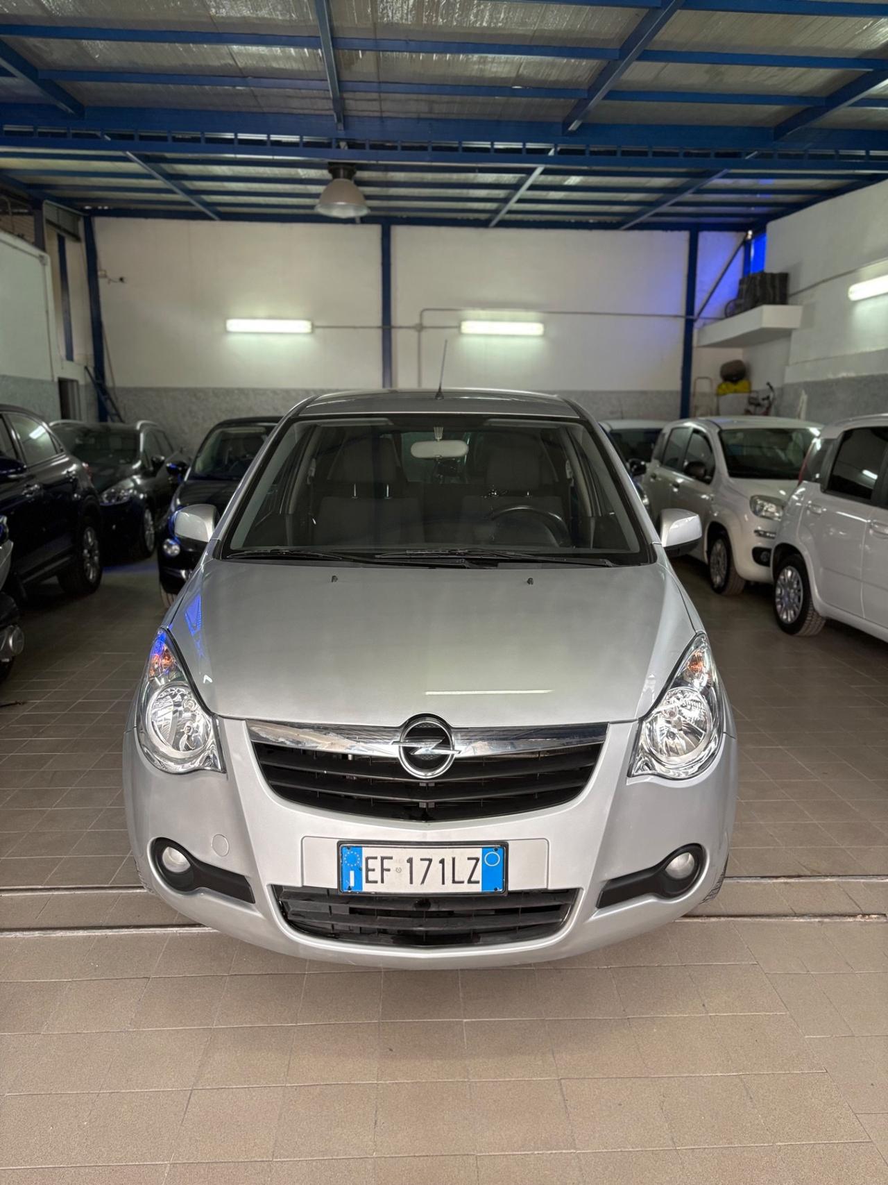 Opel Agila 1.2 benzina