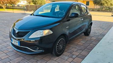 Lancia Ypsilon 2016 1.2 GPL