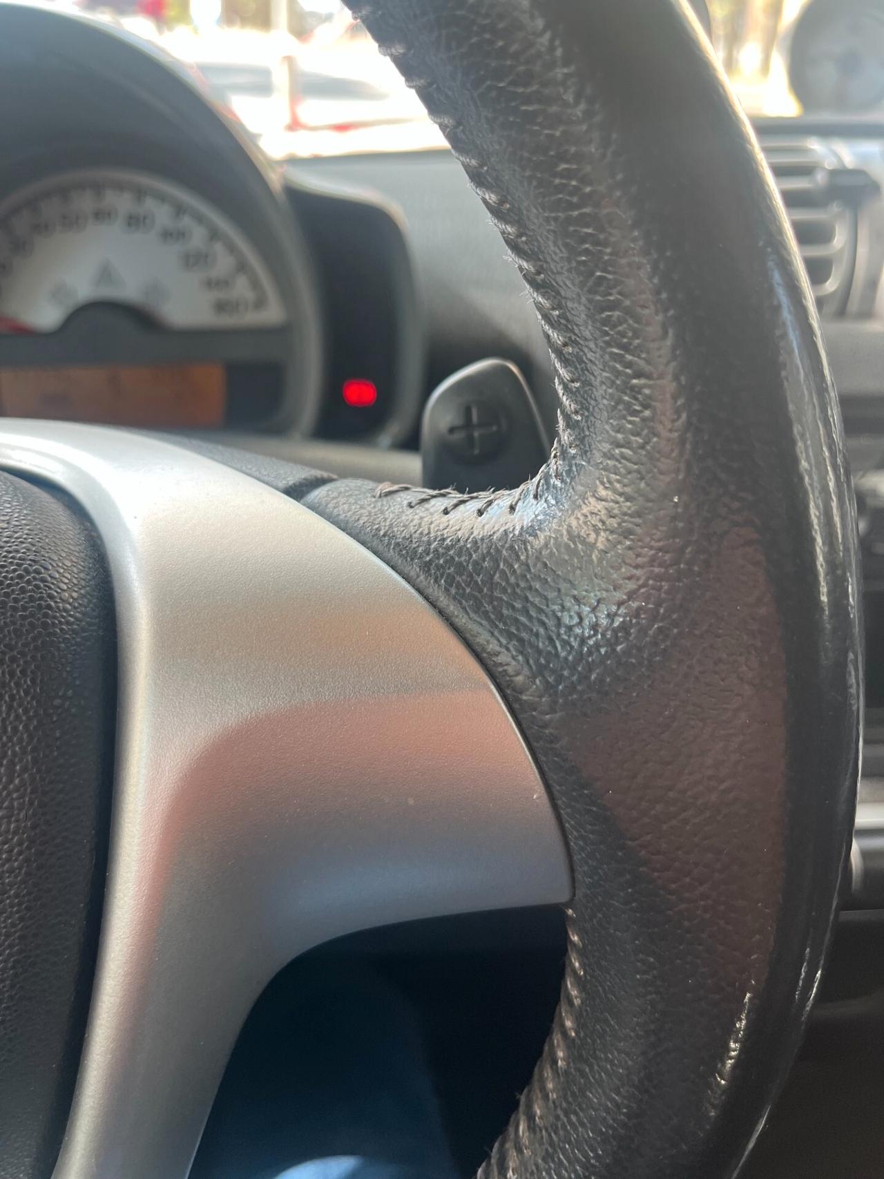 SMART PASSION FORTWO DIESEL 800 45CV TETTO PANORAMICO CAMBIO AUTOMATICO / SEQUENZIALE OK NEOPATENTATI