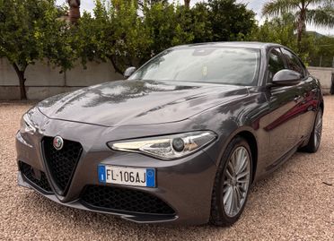 Alfa Romeo Giulia 2.2 Turbodiesel 180 CV AT8 Business Sport Launch Ed.