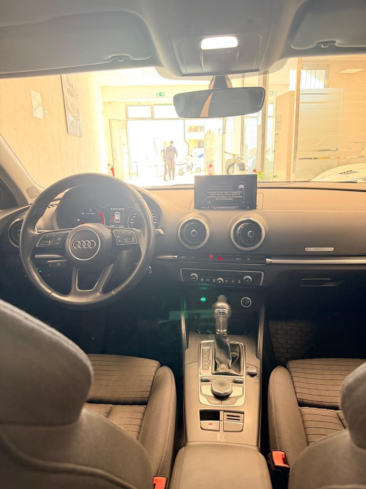Audi A3 SPB 1.6 TDI 116 CV S tronic Sport