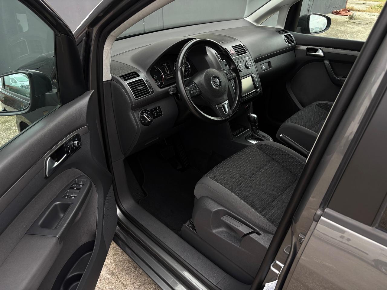 Volkswagen Touran 1.6 TDI DSG 7 POSTI. garanzia