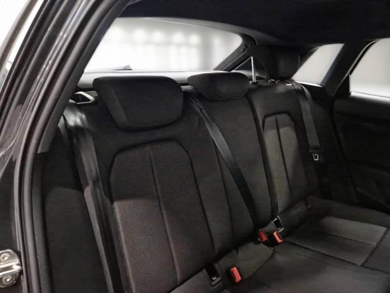 Audi A3 30 1.0 TFSI mHEV Business S tronic