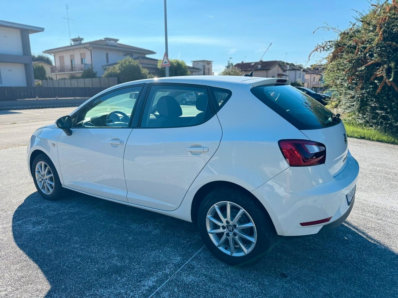 Seat Ibiza 1.4 TDI 75 CV CR 5p. Business High